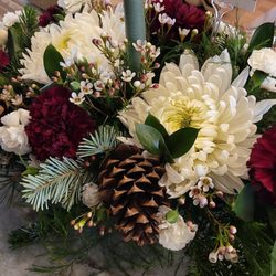 The Watering Can - Beautiful arrangement! (the only thing I swapped out was the candle for a bayberry one. )
