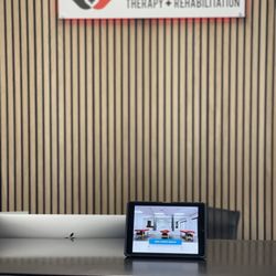 High Five Hand Therapy and Rehabilitation - Front desk