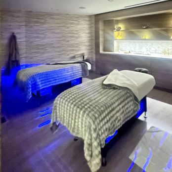 The Phoenician Spa - Couples massage room - Day Spas Near Me - Scottsdale, Arizona The Phoenician Spa - Couples massage room - Day Spas Near Me - Scottsdale, Arizona