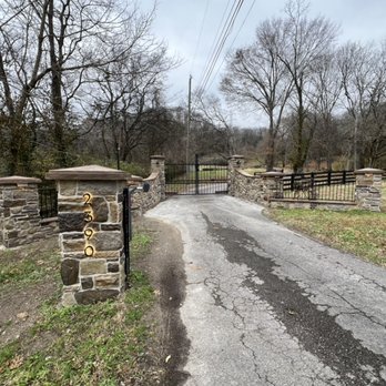 Luna Masonry - Existing brick entrance gate. Now stone! - Masonry/Concrete Near Me