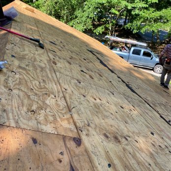 USA Roofing - Holiday roofing !  Came out great 334-246-9996 - Roofing Near Me - Opelika, Alabama