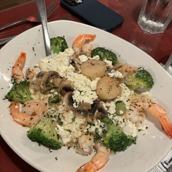 Ramando's - Scallops & Shrimp Mornay - Italian Near Me - Myrtle Beach, South Carolina