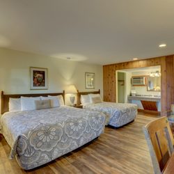Cape Pines Motel