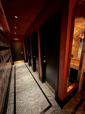 Crying Tiger by null