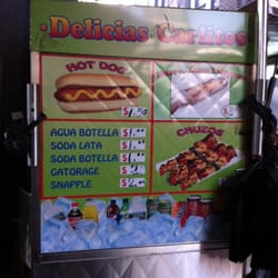 Delicias Carlitos - Corner of junction and Roosevelt ave
