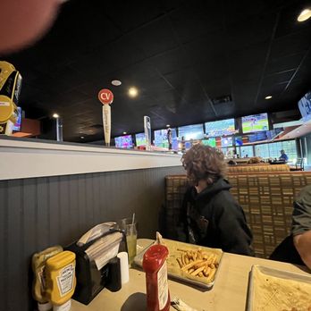 Flipdaddy's - Nice ambiance - Burgers Near Me - Corydon, Indiana