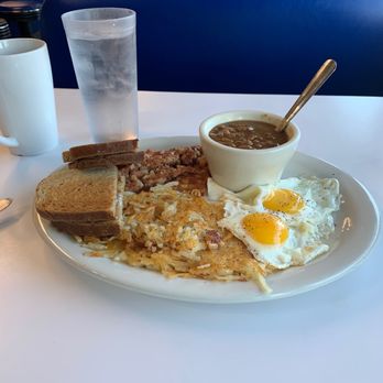 Norm's Diner - Sailor's Delight - Diners Near Me - Groton, Connecticut Norm's Diner - Sailor's Delight - Diners Near Me - Groton, Connecticut