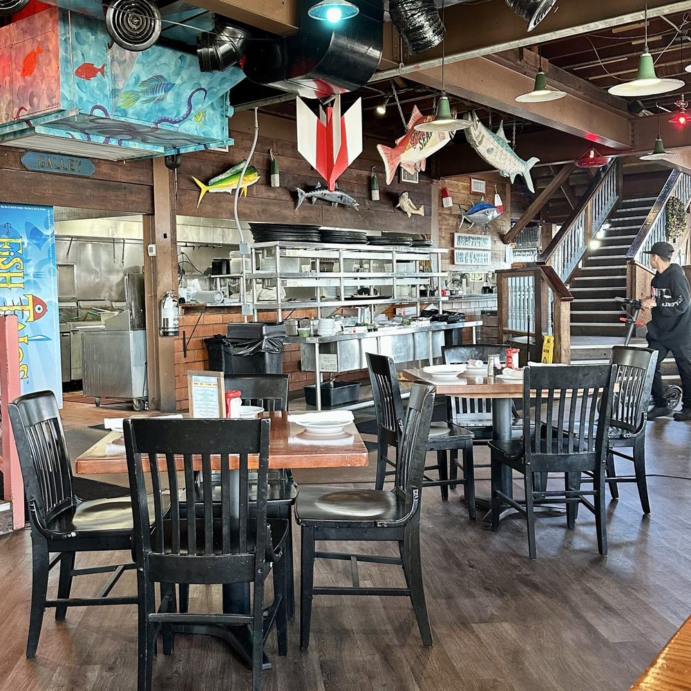 Fish Tales - Seafood Near Me - Galveston, Texas