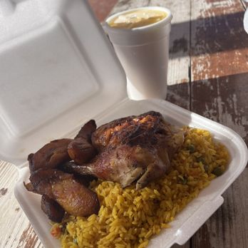 El Tipico Criollo - chicken and rice in a styrofoam container - Latin American Near Me - Tampa, Florida El Tipico Criollo - chicken and rice in a styrofoam container - Latin American Near Me - Tampa, Florida