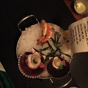 Fishing With Dynamite - Must eat the scallops - Seafood Near Me - Manhattan Beach, California