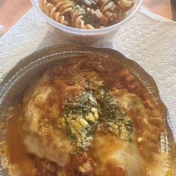 Tresino's - Chicken parmigiana - Italian Near Me - Wildomar, California