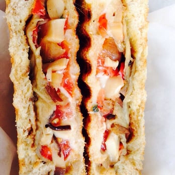 Fendu Boulangerie - Veggie special sandwich - Bakeries Near Me - Honolulu, Hawaii