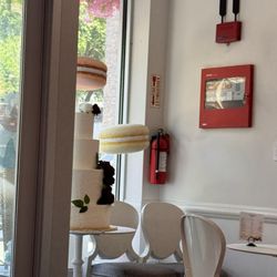Arome Caffe & Patisserie