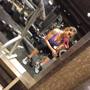 Renaissance Seattle Hotel - fitness center (selfie w/free weights) - Hotels Near Me - Seattle, Washington Renaissance Seattle Hotel - fitness center (selfie w/free weights) - Hotels Near Me - Seattle, Washington