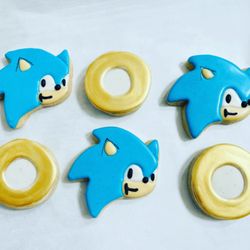A Dollicious Dessert - Sonic