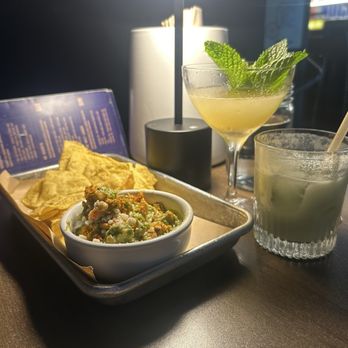 Mortar & Pestle Bar - Cocktail Bars Near Me - San Mateo, California