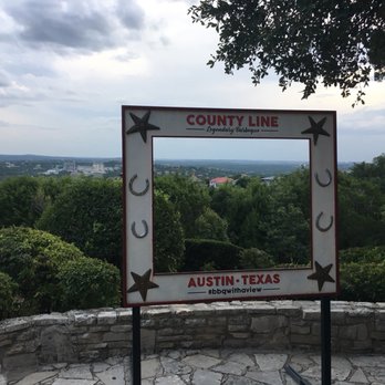 The County Line - Barbeque Near Me - Austin, Texas