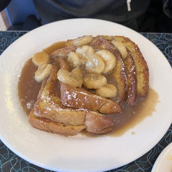 Blue Plate Diner - French toast with caramelized bananas - Diners Near Me - Middletown, Rhode Island Blue Plate Diner - French toast with caramelized bananas - Diners Near Me - Middletown, Rhode Island