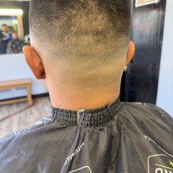 Red's Barbering