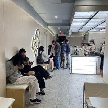 Heytea - Inside - Tea Rooms Near Me - Berkeley, California