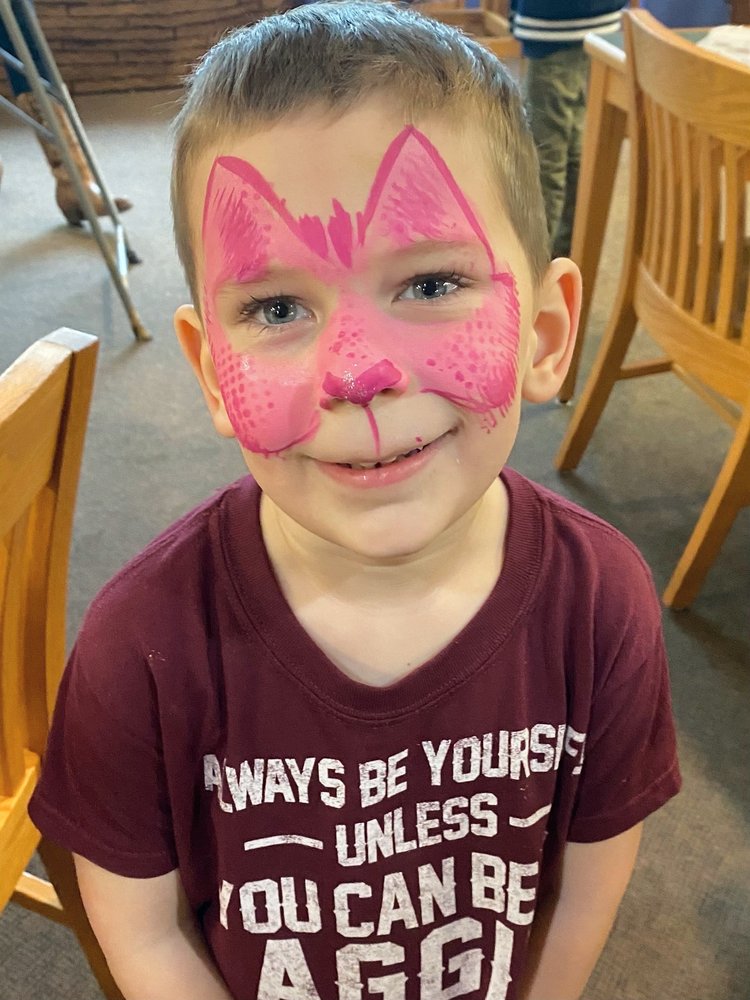 LINDALE LIBRARY Updated September 2024 200 E Hubbard St, Lindale