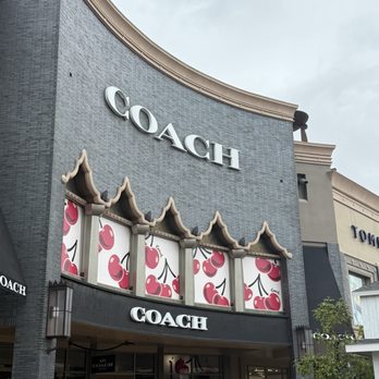 Citadel Outlets - Outlet Stores Near Me - Los Angeles, California