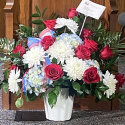 Comal Flower Shop - Patriotic sympathy arrangement