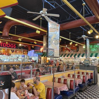 Portillo's & Barnelli's Schaumburg - Inside - Hot Dogs Near Me - Schaumburg, Illinois Portillo's & Barnelli's Schaumburg - Inside - Hot Dogs Near Me - Schaumburg, Illinois
