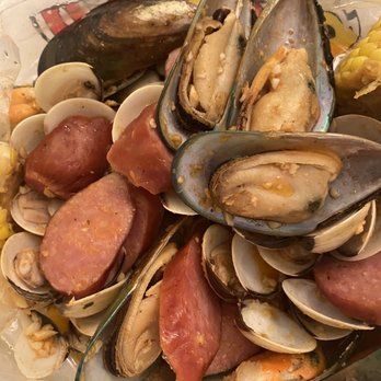 Storming Crab - No sauce on the garlic butter hot sauce - Seafood Near Me - Henderson, Nevada Storming Crab - No sauce on the garlic butter hot sauce - Seafood Near Me - Henderson, Nevada