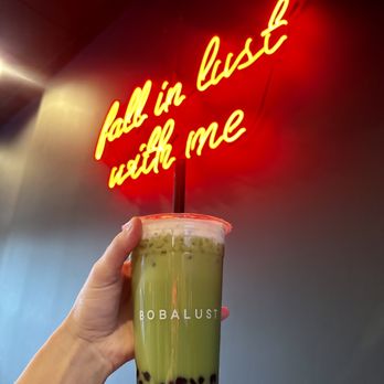 BobaLust - Kirkland - Thai green milk tea with boba and sea salt cream - Bubble Tea Near Me - Kirkland, Washington