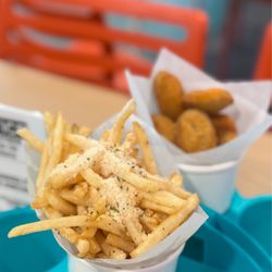 Subpar Miniature Golf - Garlic fries