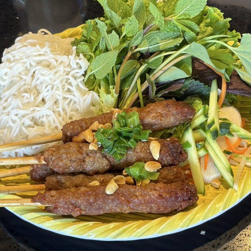 Saigon Jade Restaurant - Vietnamese Near Me - Mesa, Arizona Saigon Jade Restaurant - Vietnamese Near Me - Mesa, Arizona