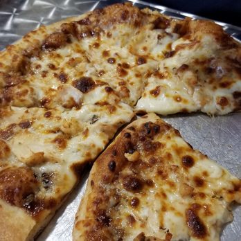 Pizza Xtreme - Personal BBQ Chicken pizza - Pizza Near Me - Orlando, Florida Pizza Xtreme - Personal BBQ Chicken pizza - Pizza Near Me - Orlando, Florida