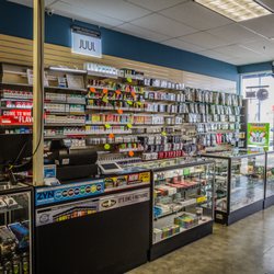 OT Smoke Shop Plus - Interior