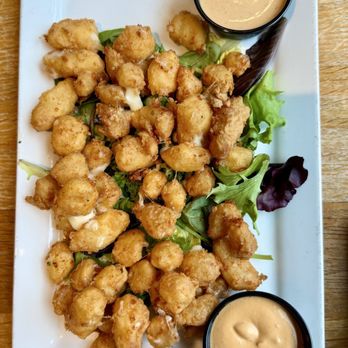 Tipsy Cow Burger Bar - Cheese Curds - Burgers Near Me - Issaquah, Washington