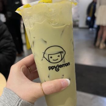 Happy Lemon - U Village - Matcha Latte - Bubble Tea Near Me - Seattle, Washington