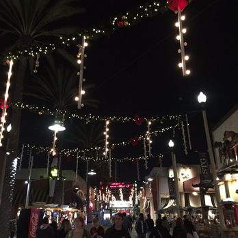The Outlets at Orange - Shopping Centers Near Me - Orange, California