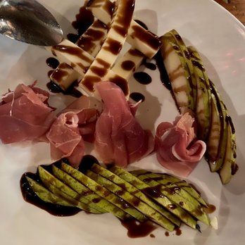 Piccoli Trattoria - Prosciutto, cheese & pears - Italian Near Me - Brooklyn, New York Piccoli Trattoria - Prosciutto, cheese & pears - Italian Near Me - Brooklyn, New York