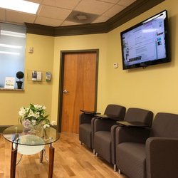 Eagle's Landing Longevity Center - Clean and professional environment.