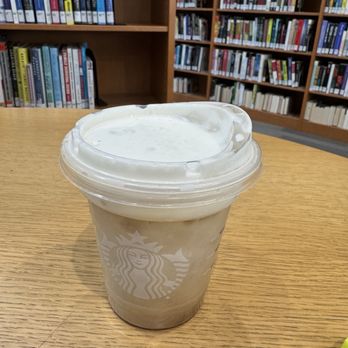 Starbucks - Starbucks Blonde Vanilla Latte with almond milk and cold foam - Coffee & Tea Near Me - Hialeah, Florida Starbucks - Starbucks Blonde Vanilla Latte with almond milk and cold foam - Coffee & Tea Near Me - Hialeah, Florida