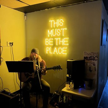 Grnd Sqrl - Live music - Gastropubs Near Me - Twentynine Palms, California