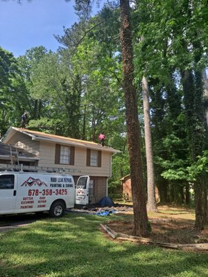 Roofingleaks Repair Logo