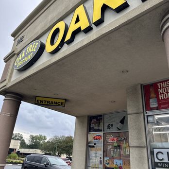 Oak Tree Discount Wines & Spirits - Outside - Beer, Wine & Spirits Near Me - South Plainfield, New Jersey Oak Tree Discount Wines & Spirits - Outside - Beer, Wine & Spirits Near Me - South Plainfield, New Jersey