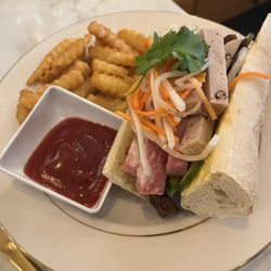 Lemongrass - Banh mi