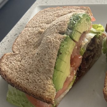 fresh&co - Avocado BLT - Salad Near Me - Orlando, Florida fresh&co - Avocado BLT - Salad Near Me - Orlando, Florida