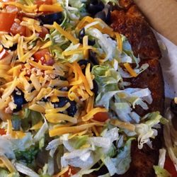 Vu Villa Pizza - Burnt dry and it made me sick.