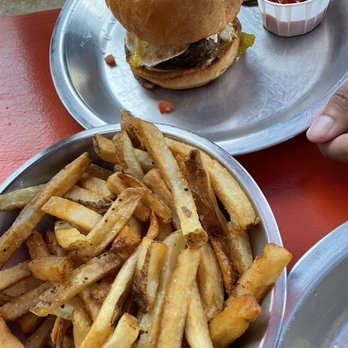 Rodeo Goat - Hand Punched Fries & Chaca Oaxaca Burger - Burgers Near Me - Houston, Texas