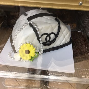 Van Bakery - Chanel Cake - Bakeries Near Me - Los Angeles, California Van Bakery - Chanel Cake - Bakeries Near Me - Los Angeles, California