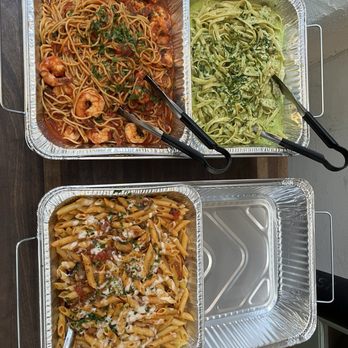 Tomatina - Pasta trays: Shrimp Pomodoro, Chicken Fettuccine with Creamy Pesto, Penne Bolognese - Italian Near Me - Alameda, California Tomatina - Pasta trays: Shrimp Pomodoro, Chicken Fettuccine with Creamy Pesto, Penne Bolognese - Italian Near Me - Alameda, California