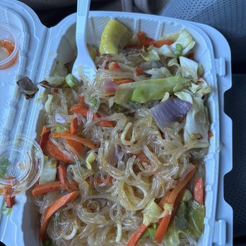 Row’s Roll - Soggy wet bland - Filipino Near Me - Lathrop, California